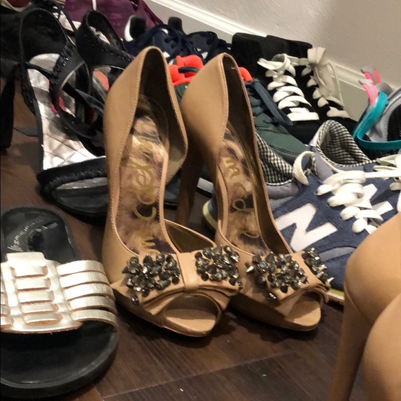 Shoes for sell - Picture 2 of 4